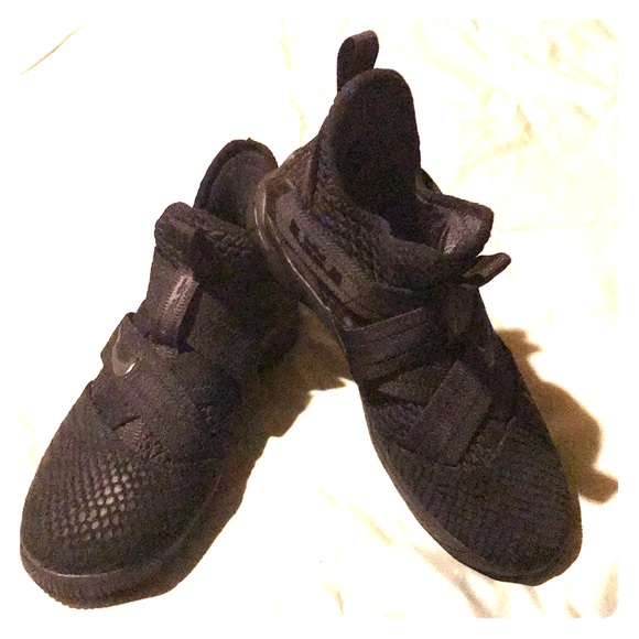 Lebron Soldier XIII - Picture 1 of 1